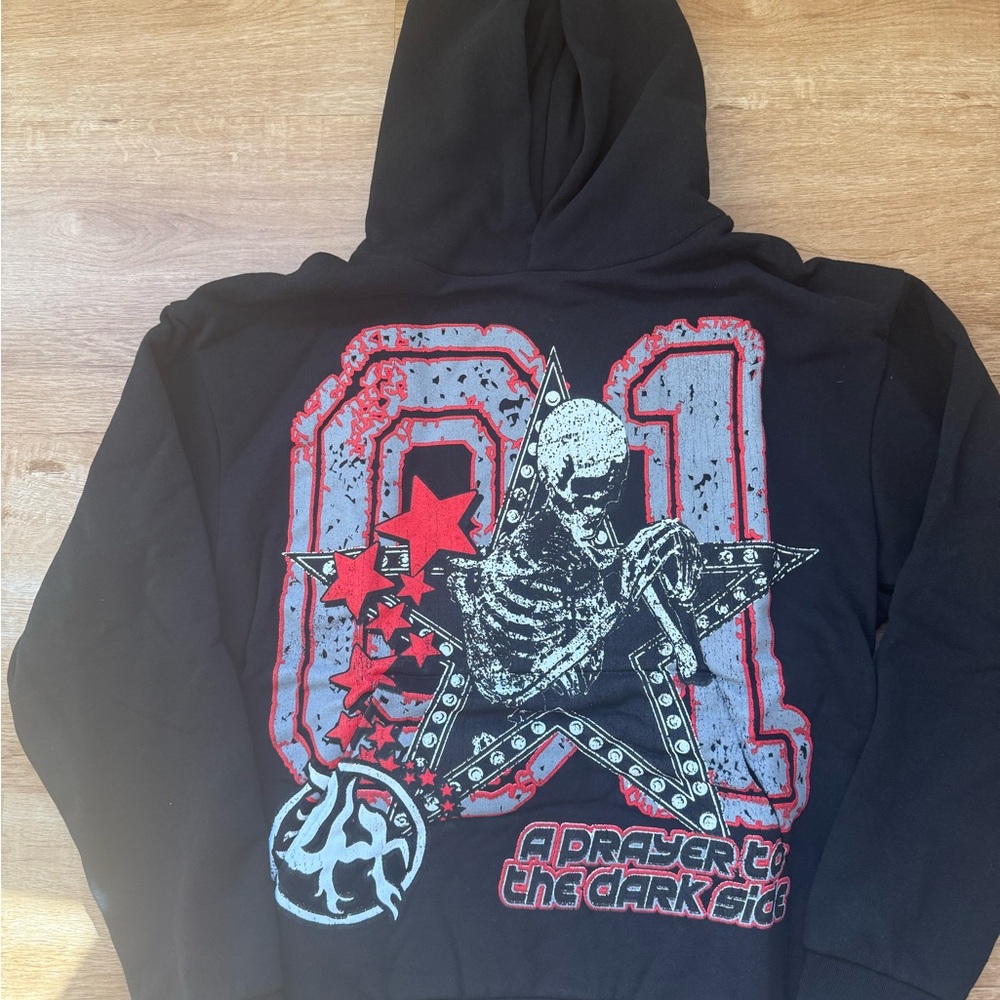 Lost Hill Black Hoodie Praying Skeleton Graphic
